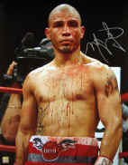 Autographed Miguel Cotto Picture - 16x20