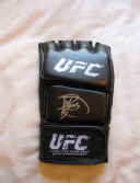 Rashad Evans signed UFC MMA glove